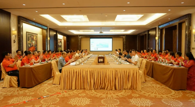 國際潮團總會主席洪江遊率隊考察海南自由貿易港洋浦經濟開發區