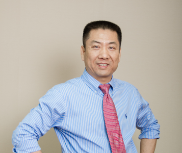 洪江游：掌舵儿童药业航母