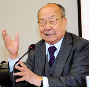 陳偉南：走過百歲風雨，仍懷愛國愛港赤子心