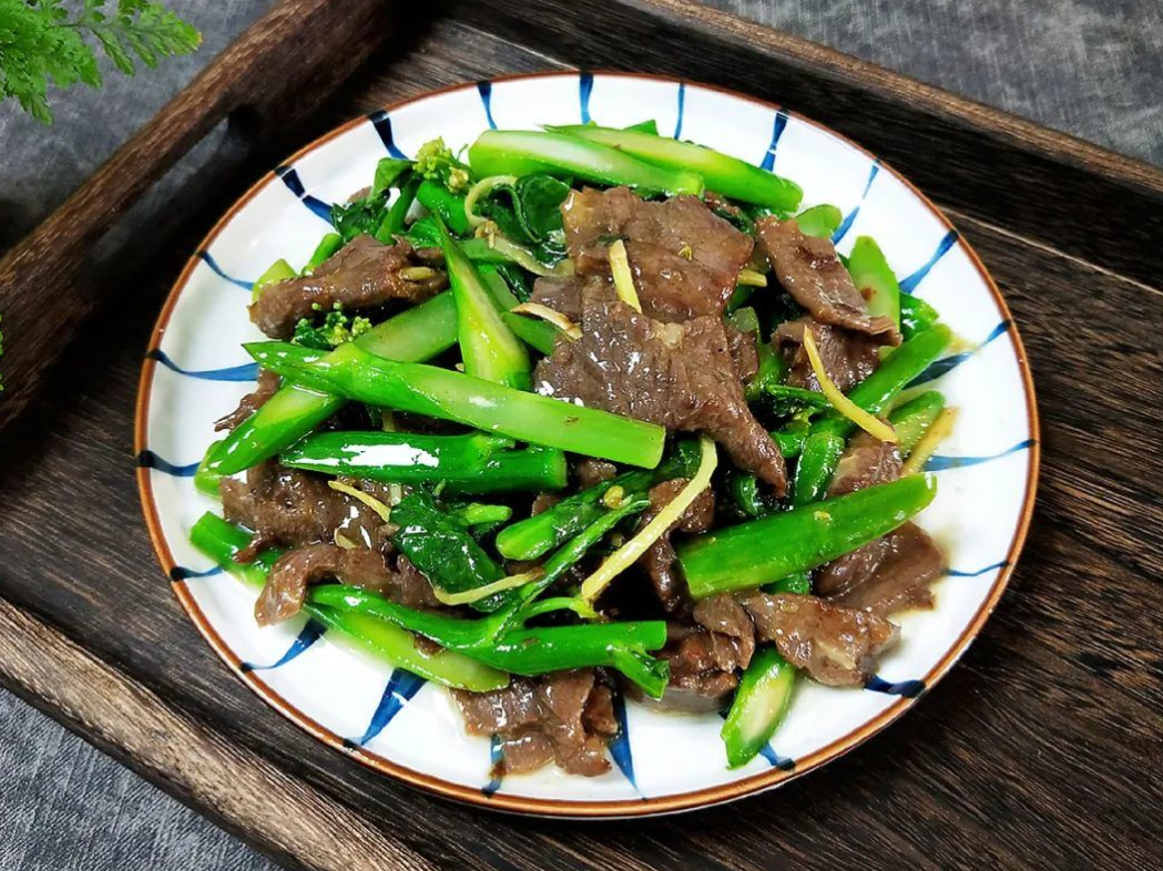 牛肉炒芥藍