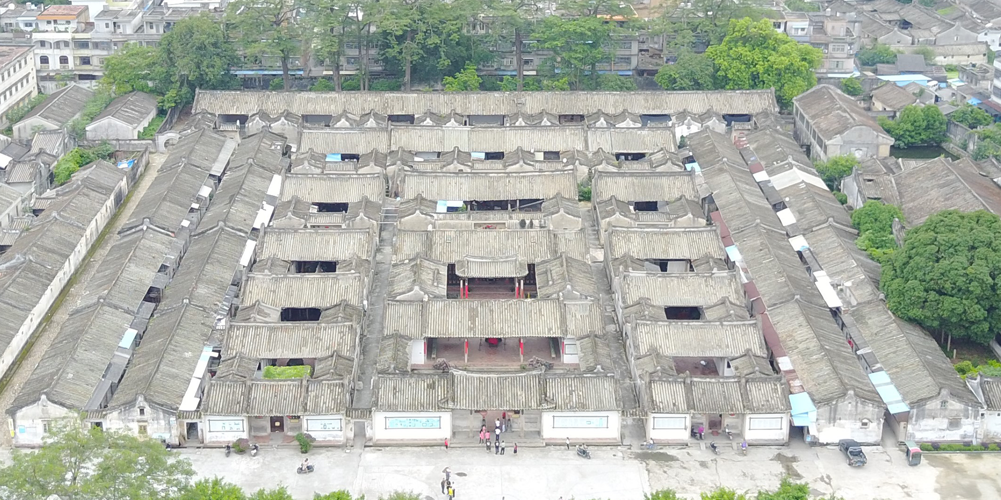 揭陽市 普寧洪陽德安里超大型建築群“百鳥朝凰”