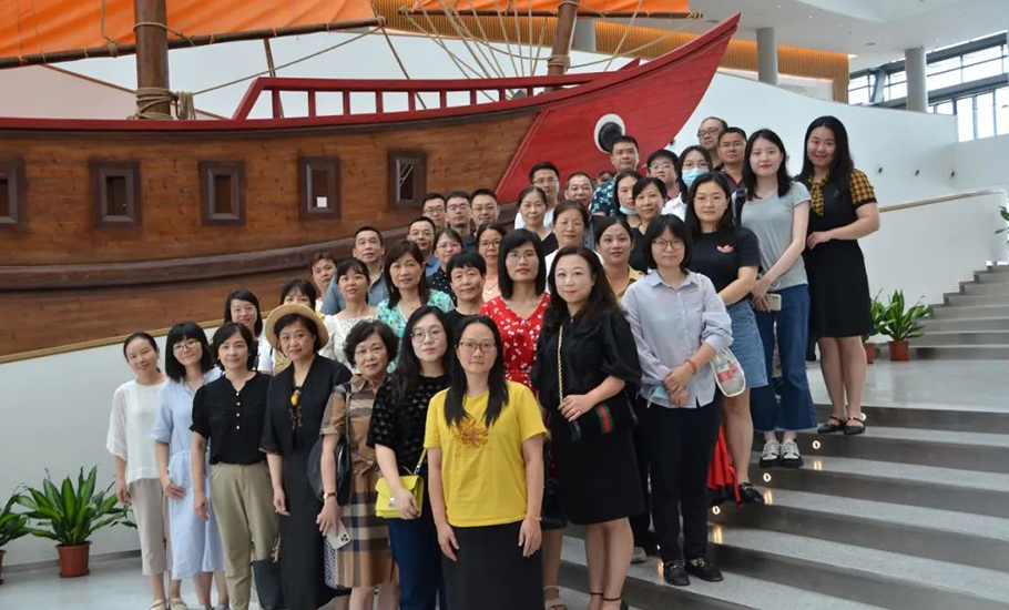 【會員】汕頭市進出口商會組織會員參觀潮汕歷史文化博覽中心和汕頭開埠文化陳列館