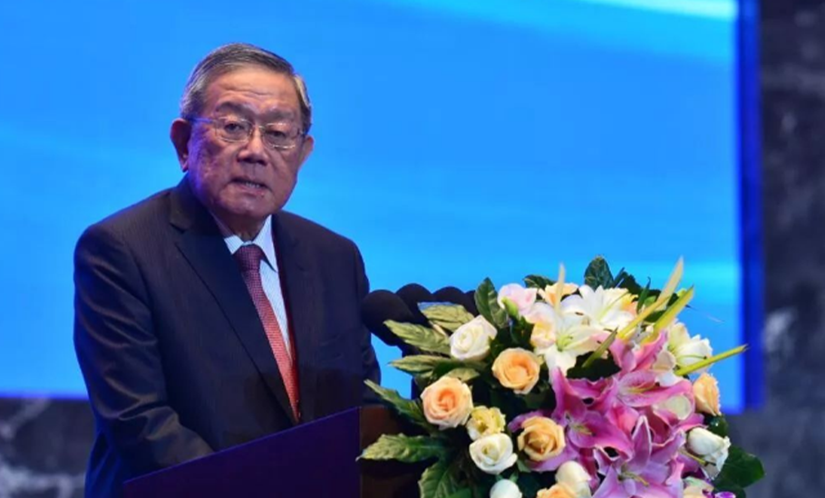 他是馬來西亞「鋼鐵大王」，一手打造的百盛集團名揚亞洲！