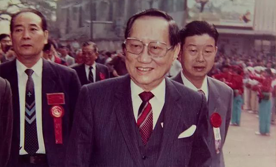 潮陽峽山人，8塊大洋白手起家，去世後泰王親自為其火葬