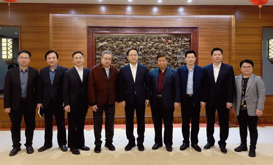 國際潮團總會執行主席陳幼南、李奕標赴潮州市拜會何曉軍書記｜深入研討第二十三屆國際潮團聯誼年