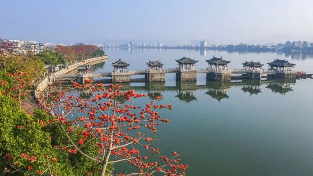 第二十三屆國際潮團聯誼年會籌備工作推進會召開 何曉軍書記講話 劉勝市長主持