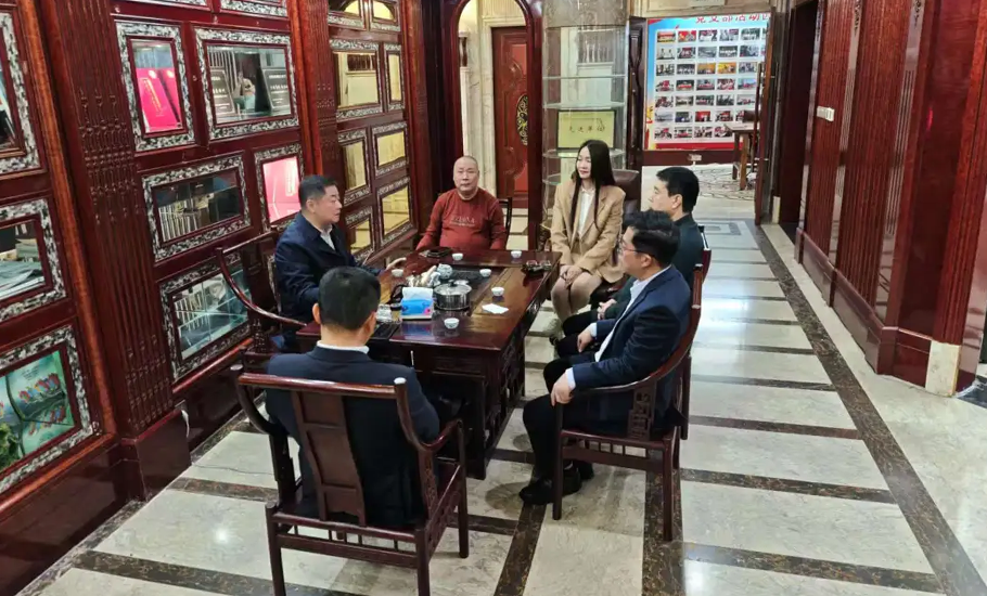 中華潮汕商會學習貫徹習近平總書記在民營企業座談會上重要講話精神座談會暨聯席會長春茗會議召開