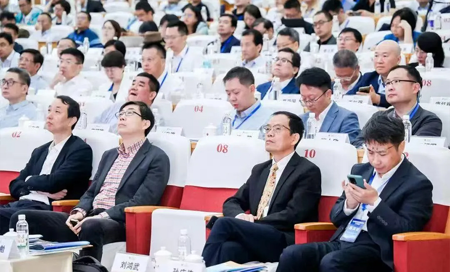 陳海忠參加高校區域國別學學科建設工作大會並拜訪義烏市潮汕商會共商合作