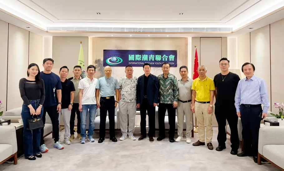 新加坡深圳總商會會長吳南祥一行蒞臨國際潮青聯合會交流指導