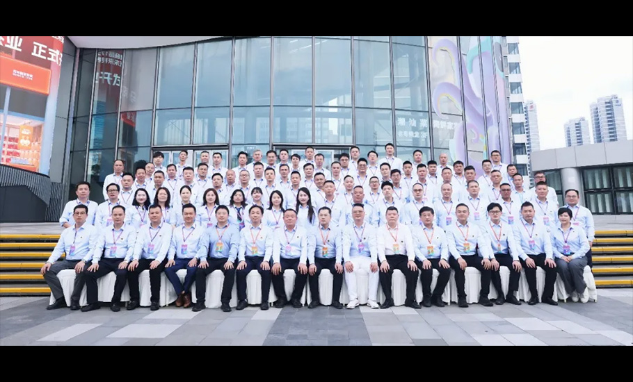 上海潮州商會舉行第三屆換屆大會 蔡克當選會長